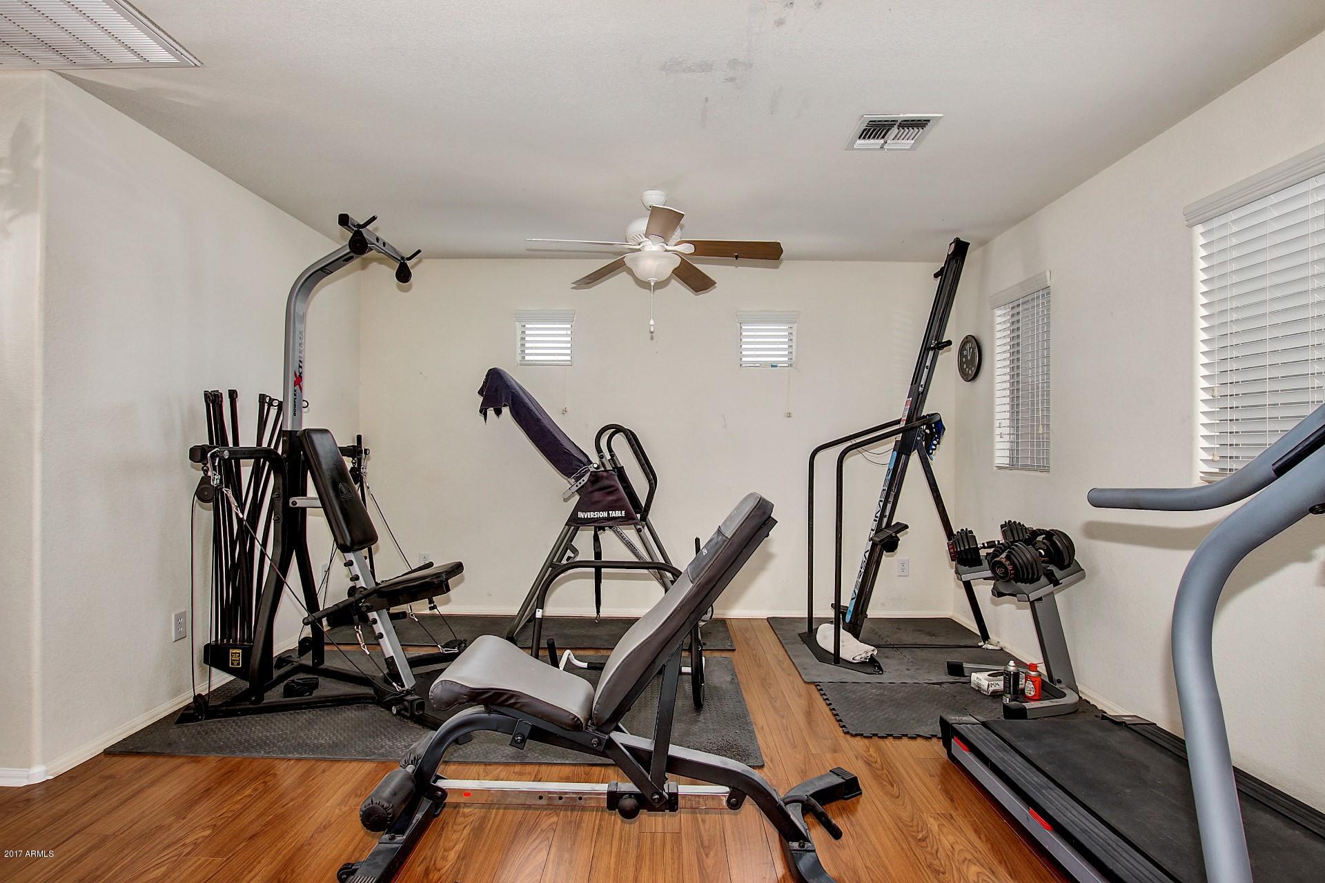 2234 West Peak View Road Phoenix, AZ 85085 - Photo 13 of 47 Loft
