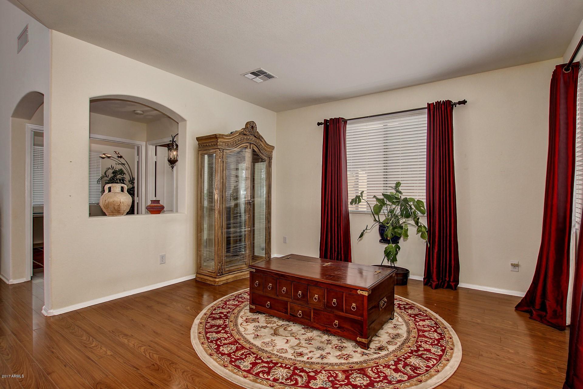 2234 West Peak View Road Phoenix, AZ 85085 - Photo 2 of 47 Living Room
