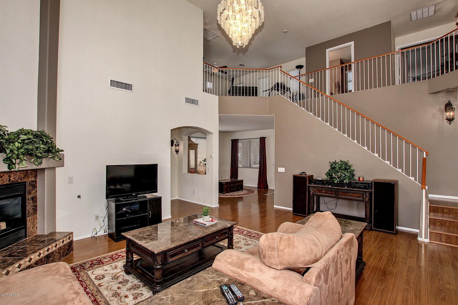 2234 West Peak View Road Phoenix, AZ 85085 - Photo 27 of 47 Great Room