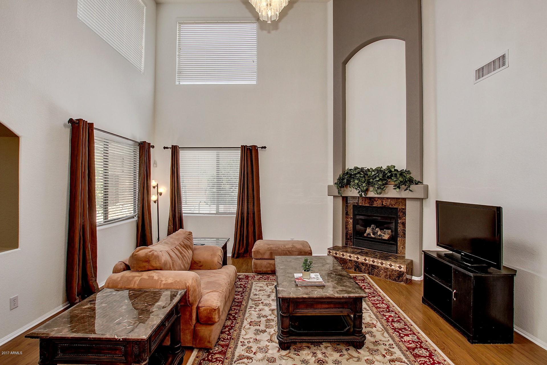 2234 West Peak View Road Phoenix, AZ 85085 - Photo 4 of 47 Great Room