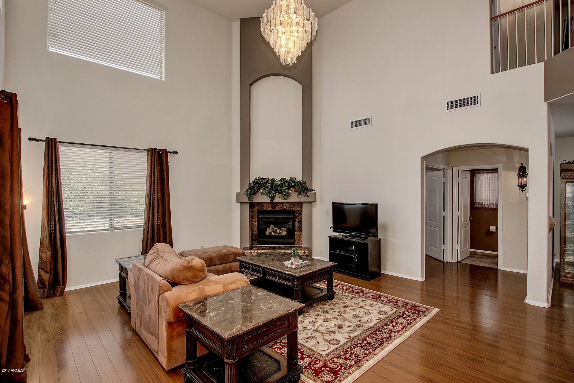 2234 West Peak View Road Phoenix, AZ 85085 - Photo 5 of 47 Great Room