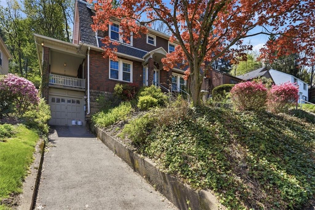 644 Cascade Road Pittsburgh, PA 15221 - Photo 3 of 33