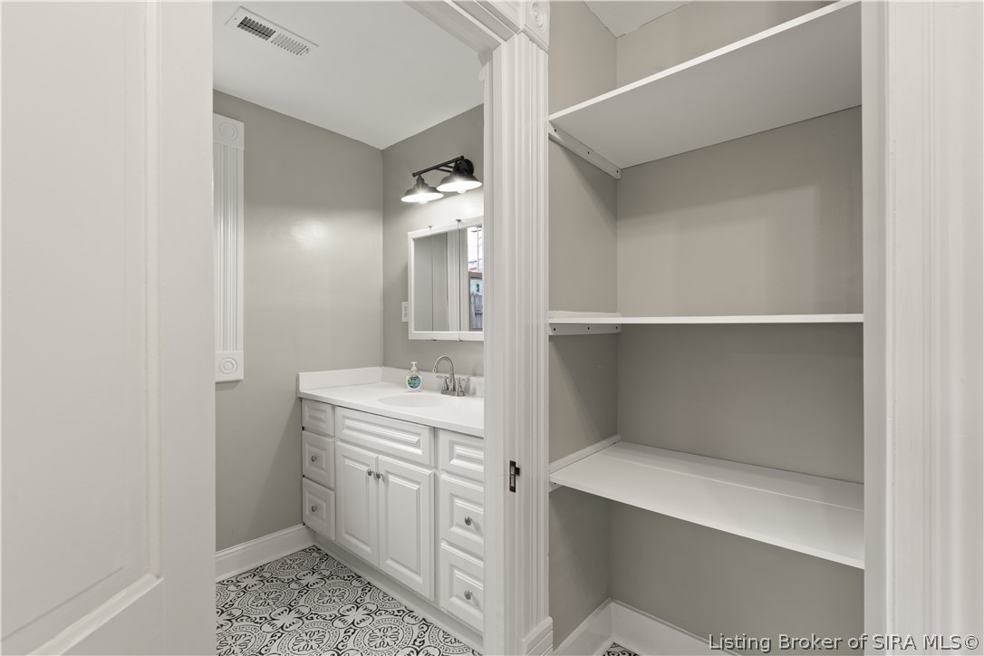 427 East Chestnut Street Corydon, IN 47112 - Photo 6 of 57 Storage/linen closet in main bedroom