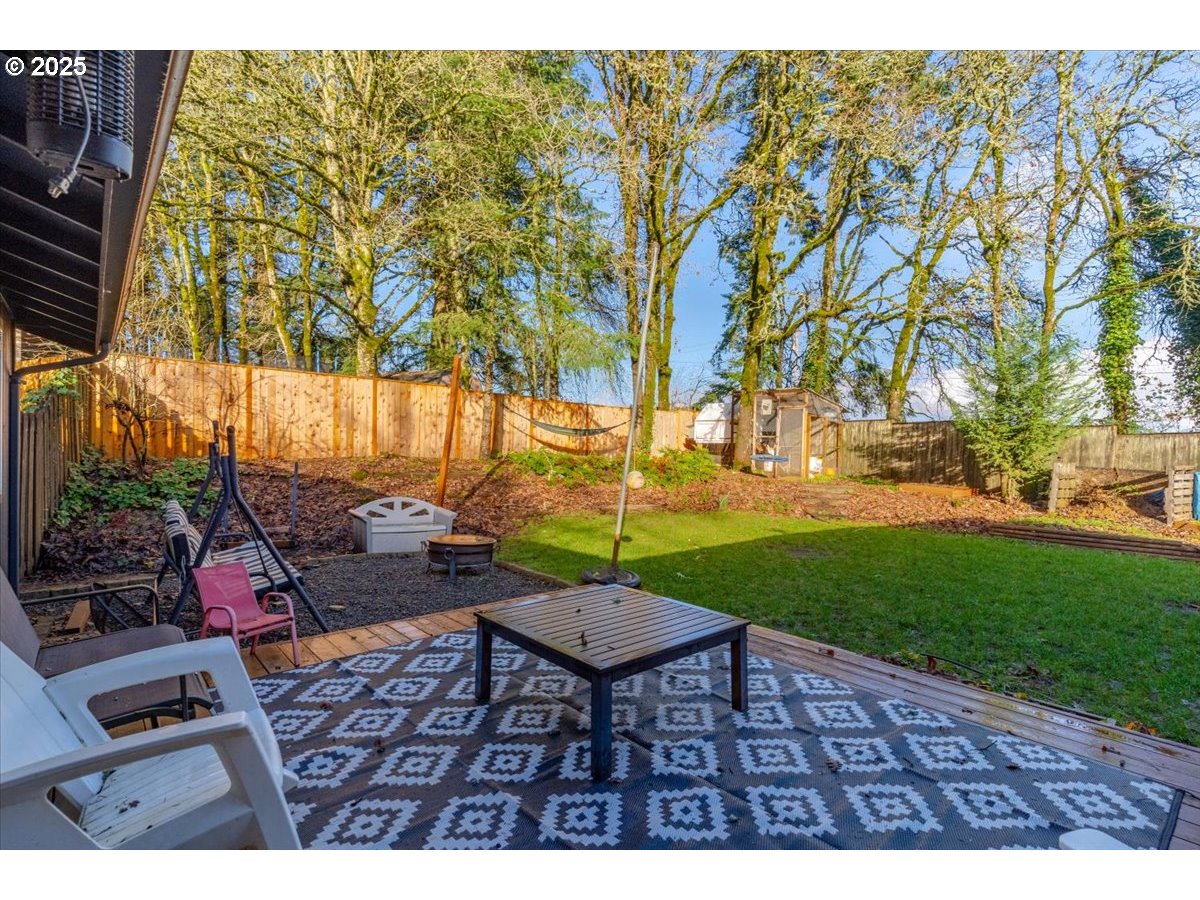 1855 Pilgrim Street Southeast Salem, OR 97302 - Photo 39 of 48 a view of a backyard with sitting area