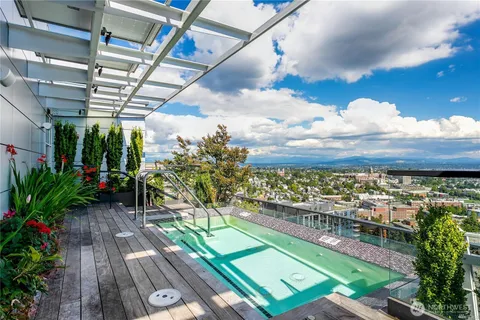 $625,000 | 1321 Seneca Street, Unit 703, Seattle, WA 98101