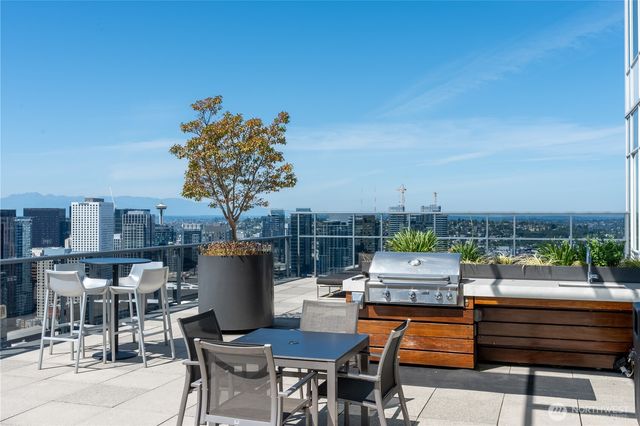 a outdoor view with a sitting space