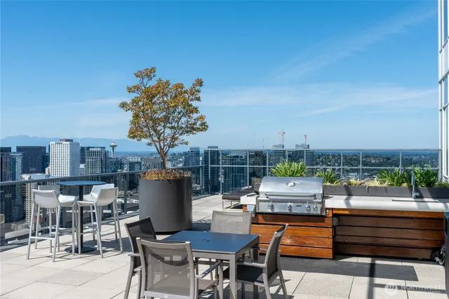 a outdoor view with a sitting space