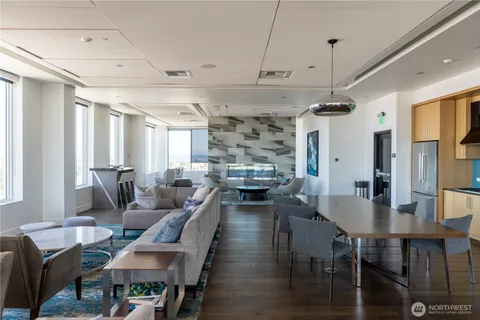 $625,000 | 1321 Seneca Street, Unit 703, Seattle, WA 98101