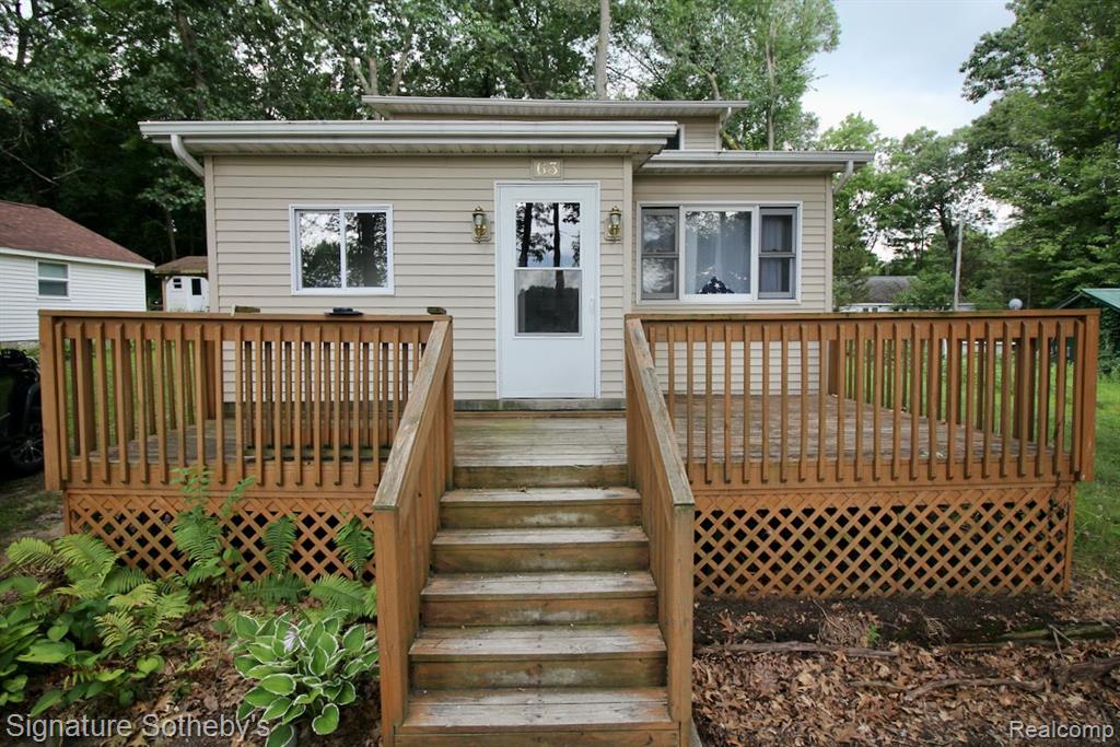 63 Cedar Lake Road Chelsea, MI 48118 - Photo 1 of 18