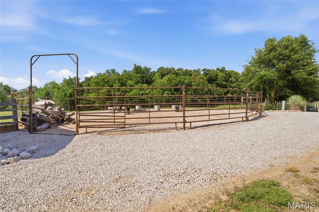 9420 Gilmore Lake Road Columbia, IL 62236 - Photo 97 of 97 Gallery Image 97
