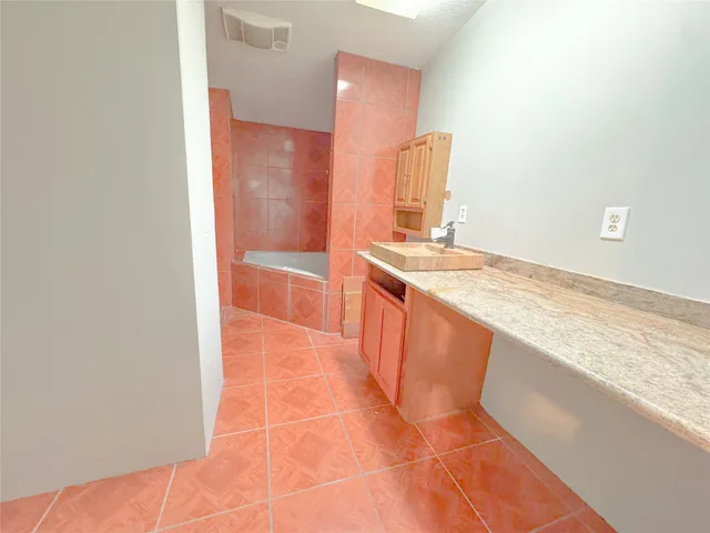 $199,999 | 403 Fern Lane, Wharton, TX 77488