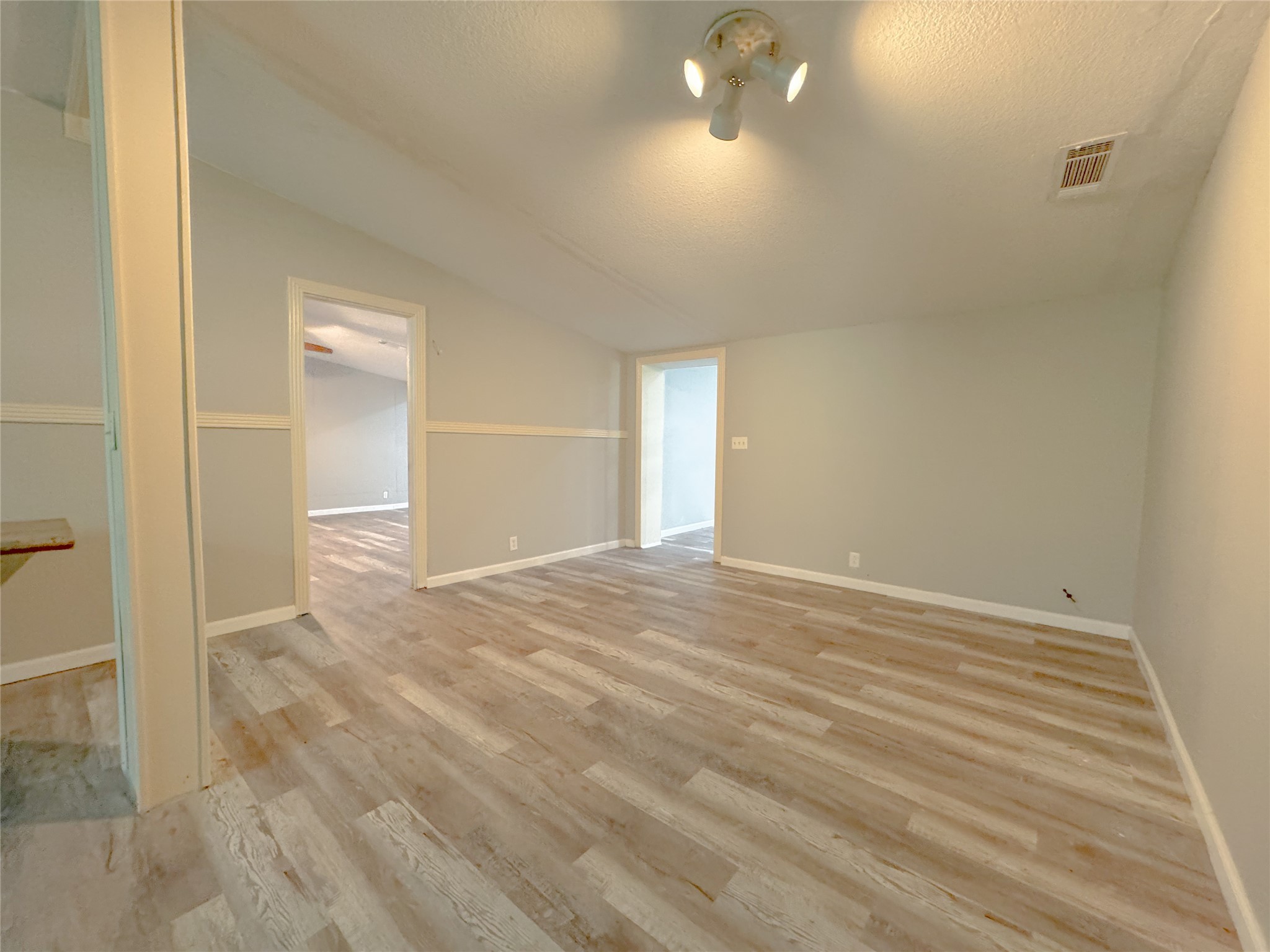 403 Fern Lane Wharton, TX 77488 - Photo 7 of 28