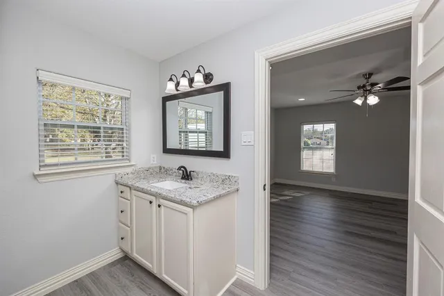 $1,695 | 9910 Dalrock Road, Rowlett, TX 75089