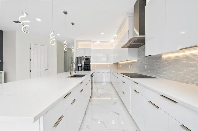 $699,900 | 16138 Bristol Lake Circle, Orlando, FL 32828