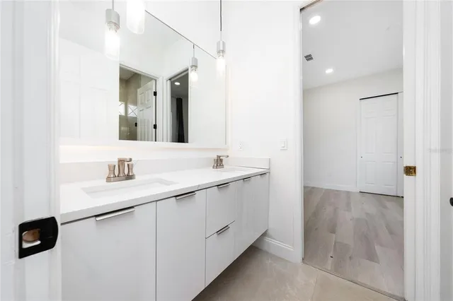 $699,900 | 16138 Bristol Lake Circle, Orlando, FL 32828