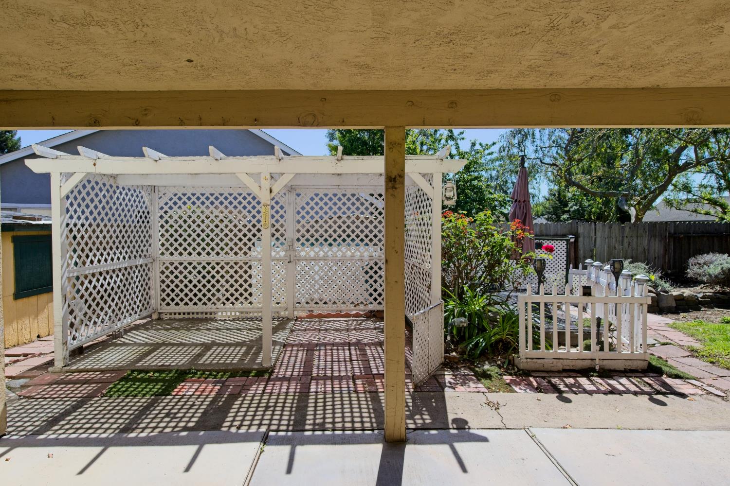 986 Pebble Way Manteca, CA 95336 - Photo 30 of 42