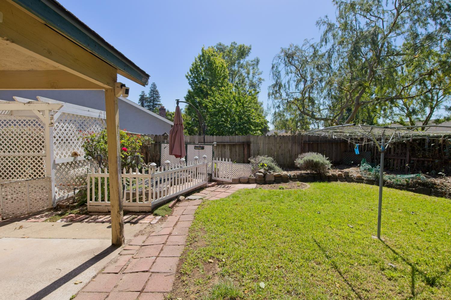 986 Pebble Way Manteca, CA 95336 - Photo 32 of 42