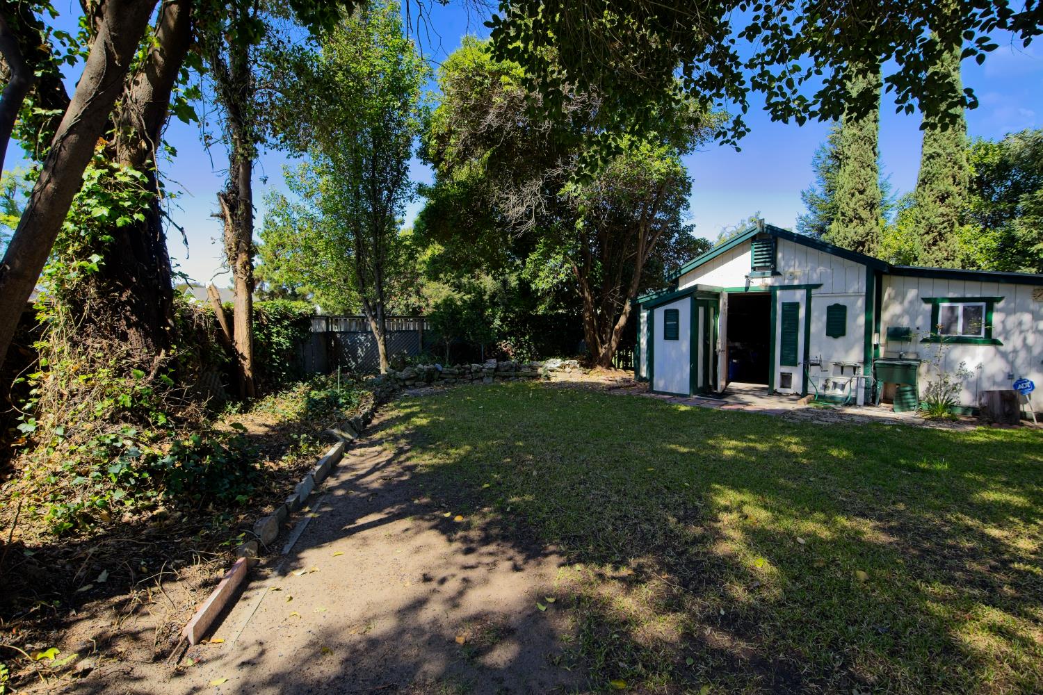 986 Pebble Way Manteca, CA 95336 - Photo 35 of 42