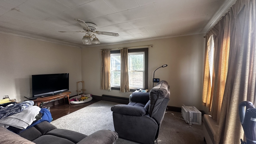 133 Granby Road South Hadley, MA 01075 - Photo 6 of 11 Gallery Image 6