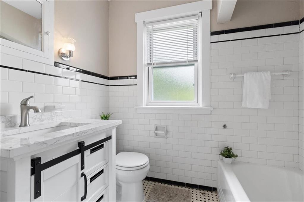 61 Spring Street Pittsburgh, PA 15223 - Photo 17 of 32 Gallery Image 17