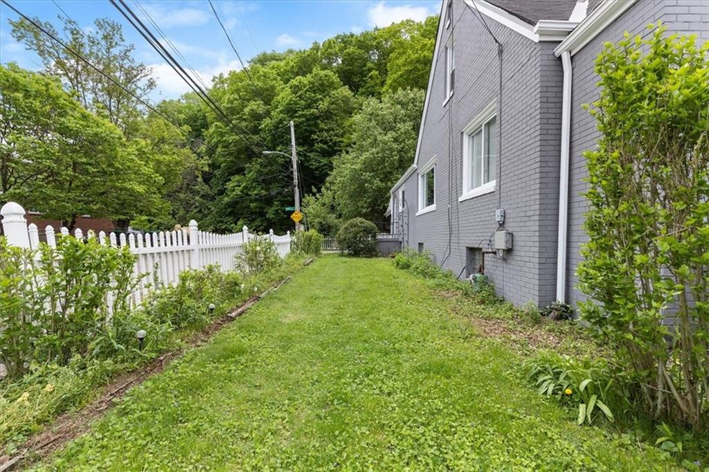 61 Spring Street Pittsburgh, PA 15223 - Photo 26 of 32 Gallery Image 26