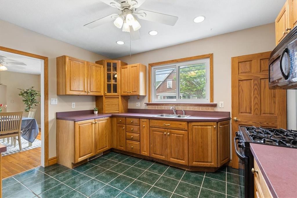 61 Spring Street Pittsburgh, PA 15223 - Photo 10 of 32 Gallery Image 10