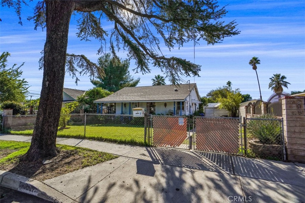 10007 Haddon Avenue Pacoima, CA 91331 - Photo 3 of 22 a view of a garden with a slide