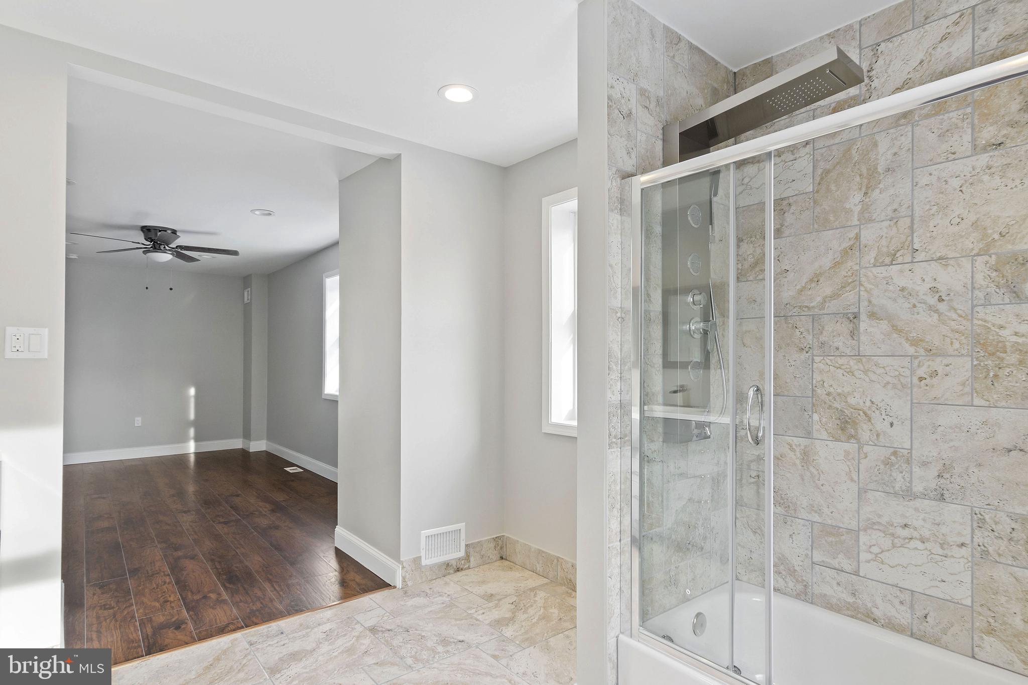 2643 Oswego Avenue Baltimore, MD 21215 - Photo 18 of 33