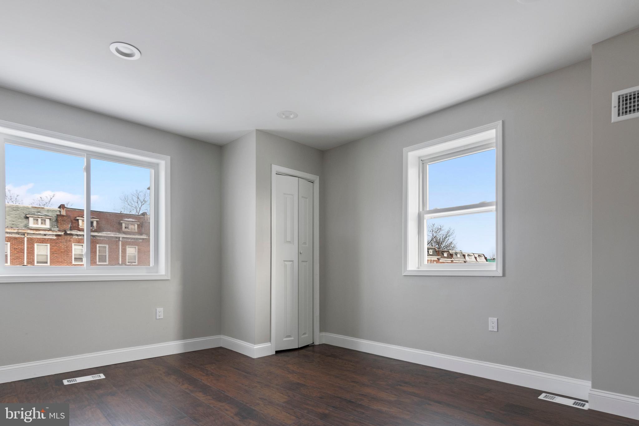 2643 Oswego Avenue Baltimore, MD 21215 - Photo 23 of 33