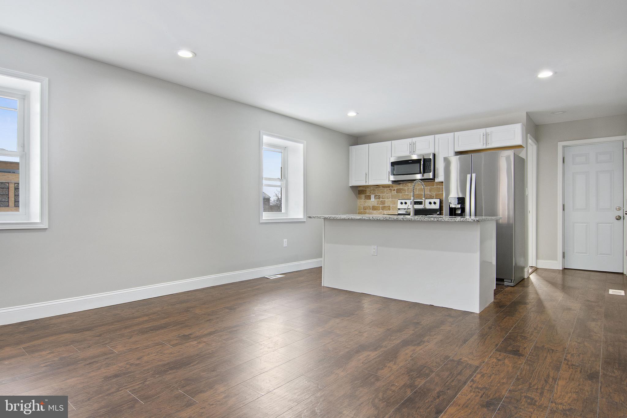 2643 Oswego Avenue Baltimore, MD 21215 - Photo 6 of 33