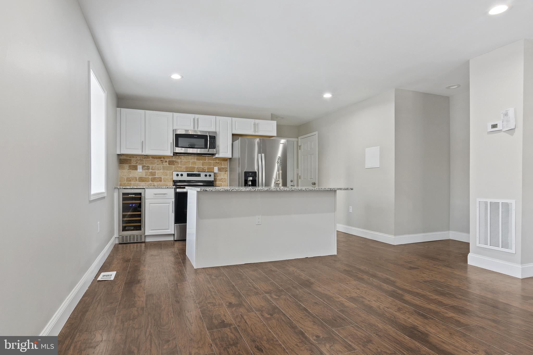 2643 Oswego Avenue Baltimore, MD 21215 - Photo 7 of 33