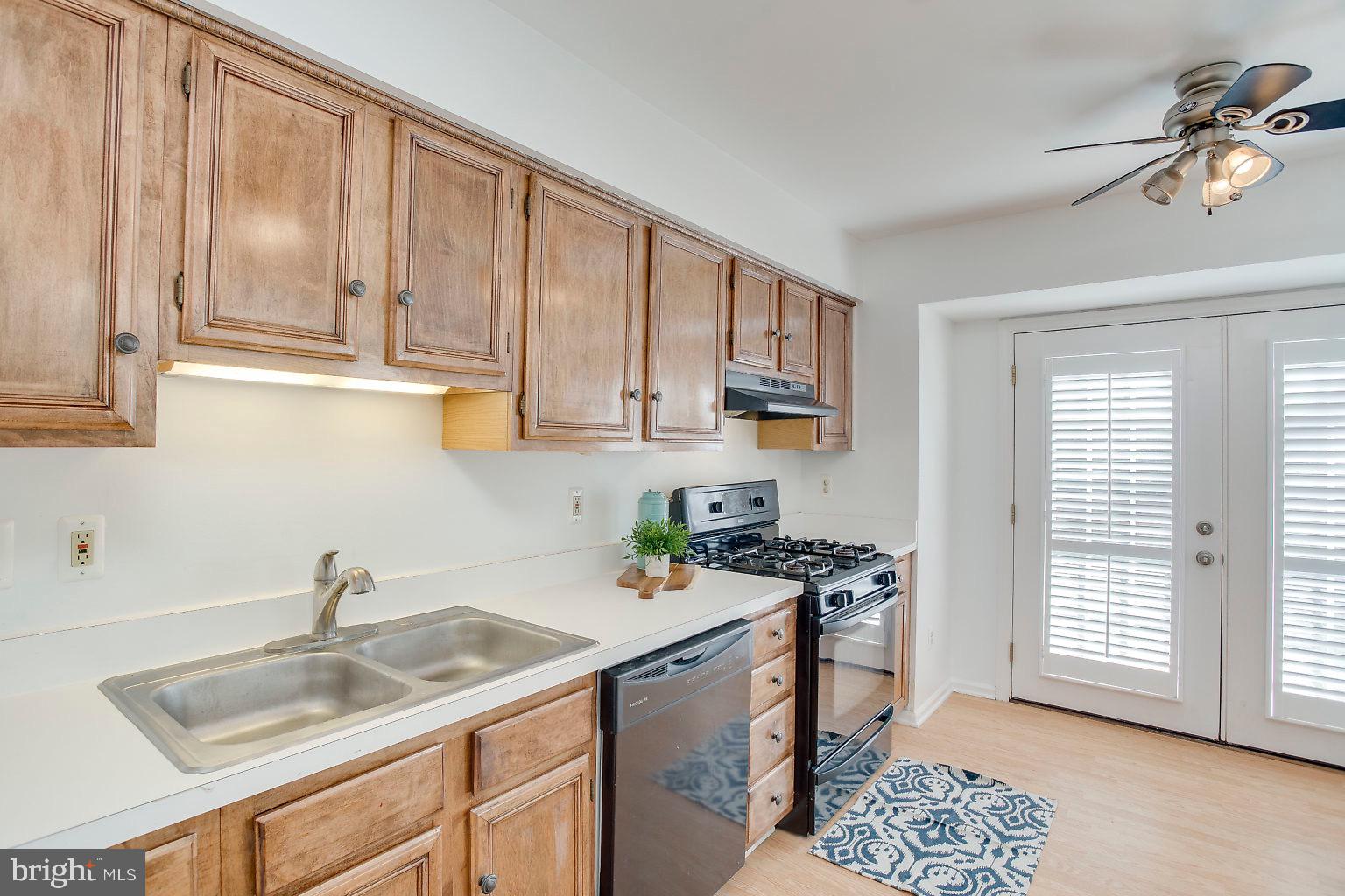 1029 St Albans Road Baltimore, MD 21239 - Photo 16 of 40