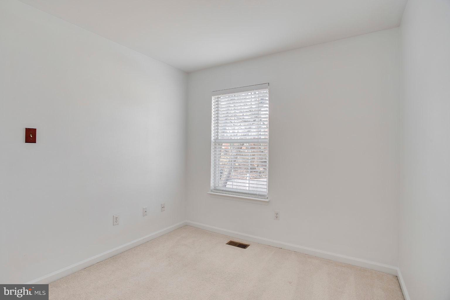 1029 St Albans Road Baltimore, MD 21239 - Photo 22 of 40