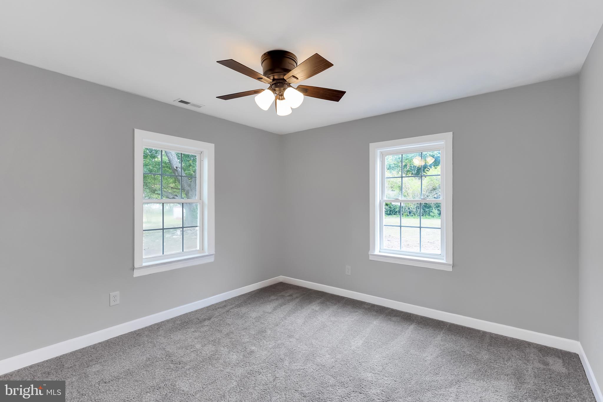 30536 Bennett Road Salisbury, MD 21804 - Photo 16 of 27 Bright and airy room with charm.