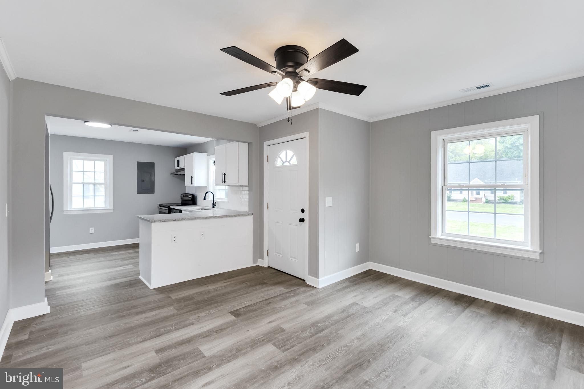 30536 Bennett Road Salisbury, MD 21804 - Photo 3 of 27 Bright and airy open living space.