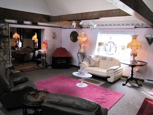 9617 Zenith Road Lindside, WV 24951 - Photo 1 of 4 living room