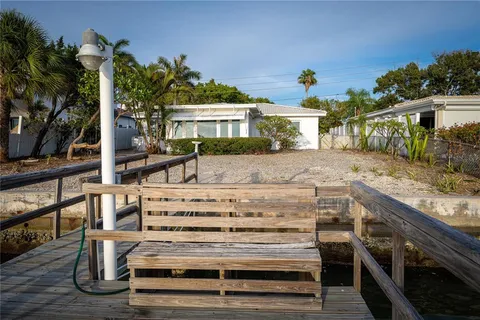 $925,000 | 1425 Corey Way South, South Pasadena, FL 33707