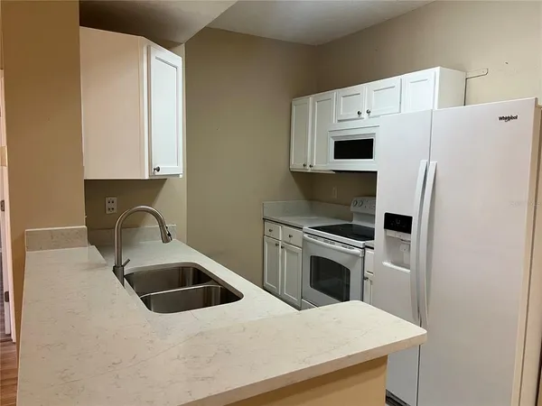$1,650 | 14353 Fredricksburg Drive, Unit 915, Orlando, FL 32837