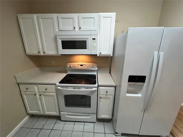 $1,650 | 14353 Fredricksburg Drive, Unit 915, Orlando, FL 32837