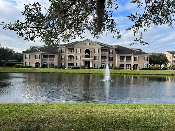 $1,650 | 14353 Fredricksburg Drive, Unit 915, Orlando, FL 32837