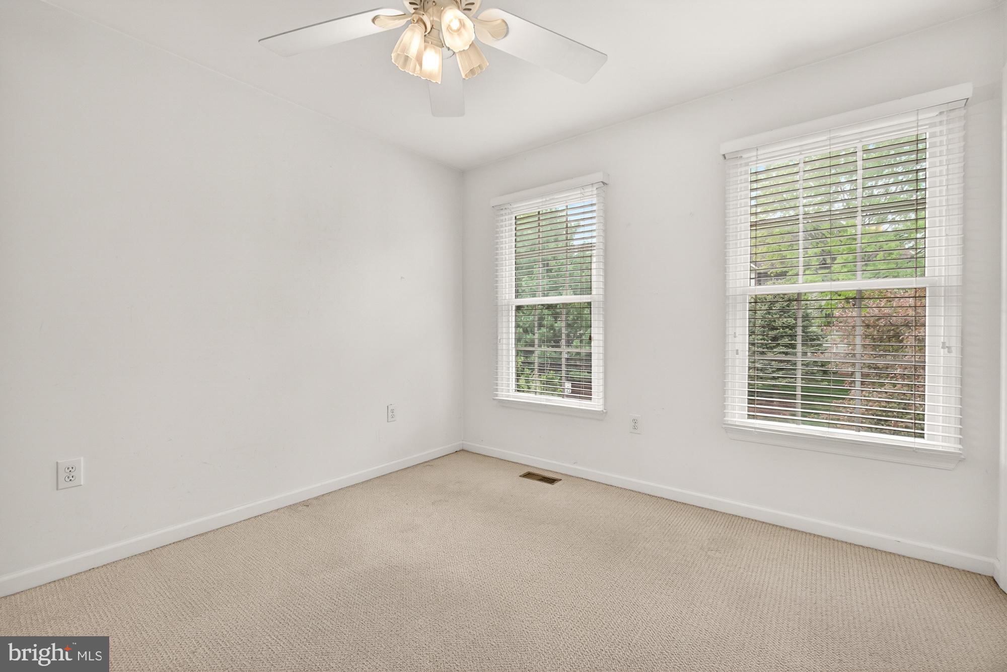 2094 East Greenleaf Drive Frederick, MD 21702 - Photo 20 of 38