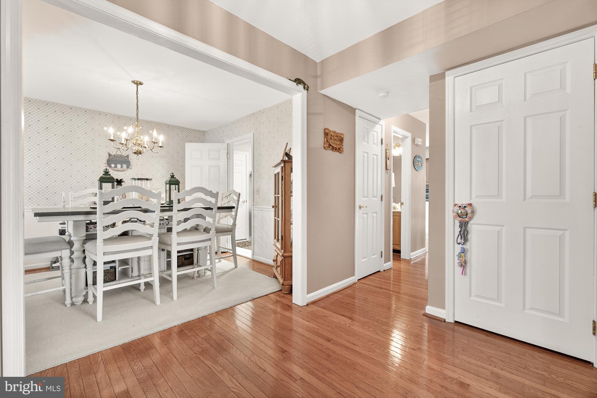 2094 East Greenleaf Drive Frederick, MD 21702 - Photo 6 of 38