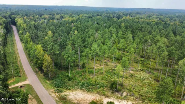 $4,420,000 | 6145 Dry Grove Road, Terry, MS 39170