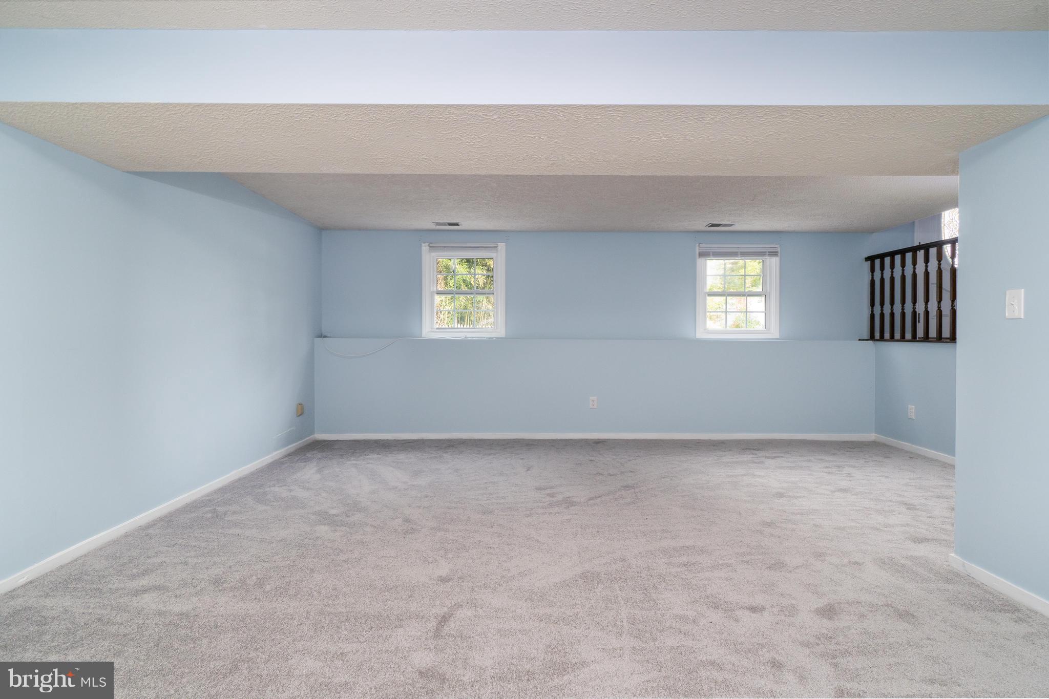 3504 Blue Coat Road Baltimore, MD 21236 - Photo 19 of 28 Living Room