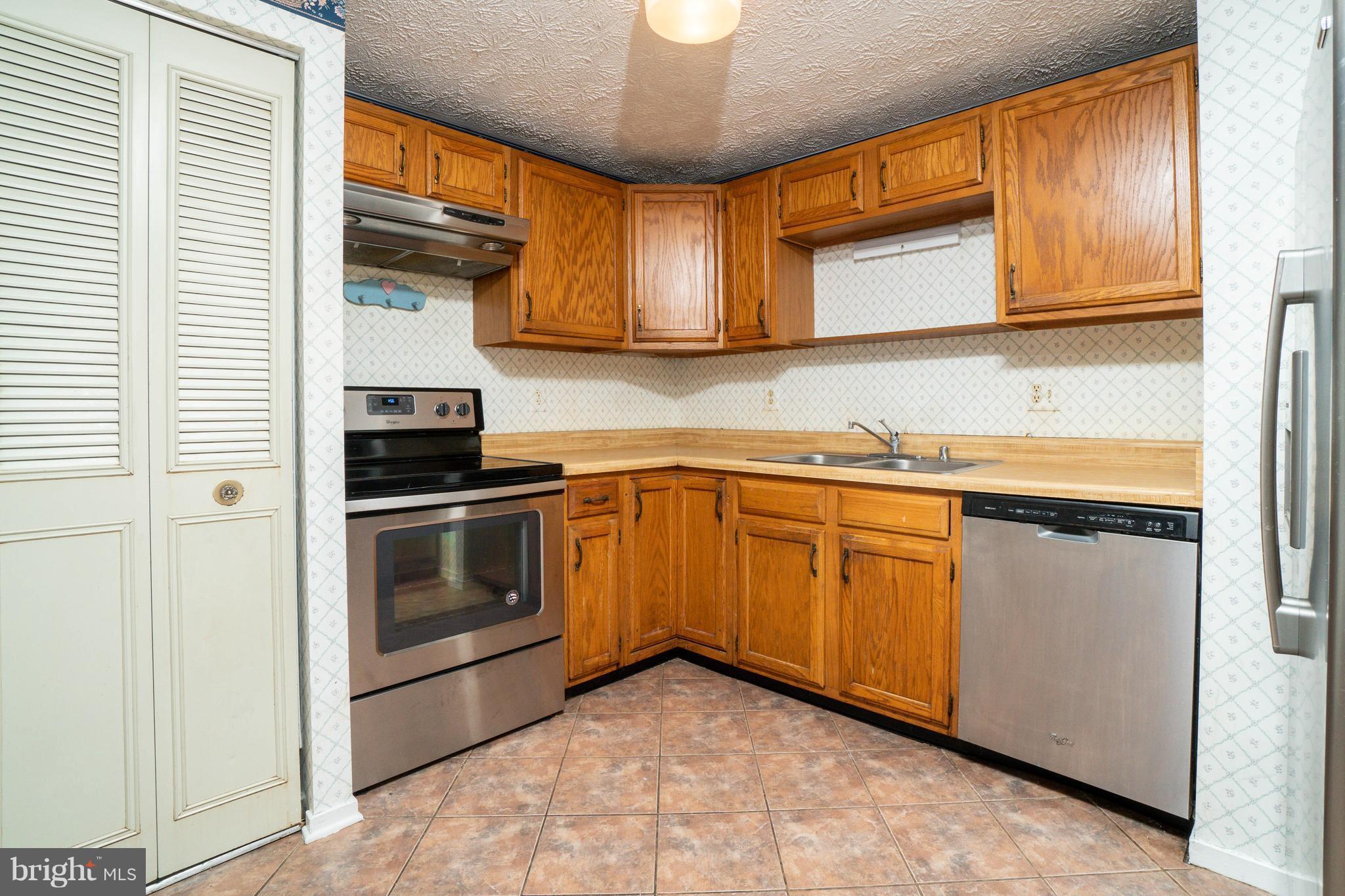 3504 Blue Coat Road Baltimore, MD 21236 - Photo 10 of 28 Kitchen