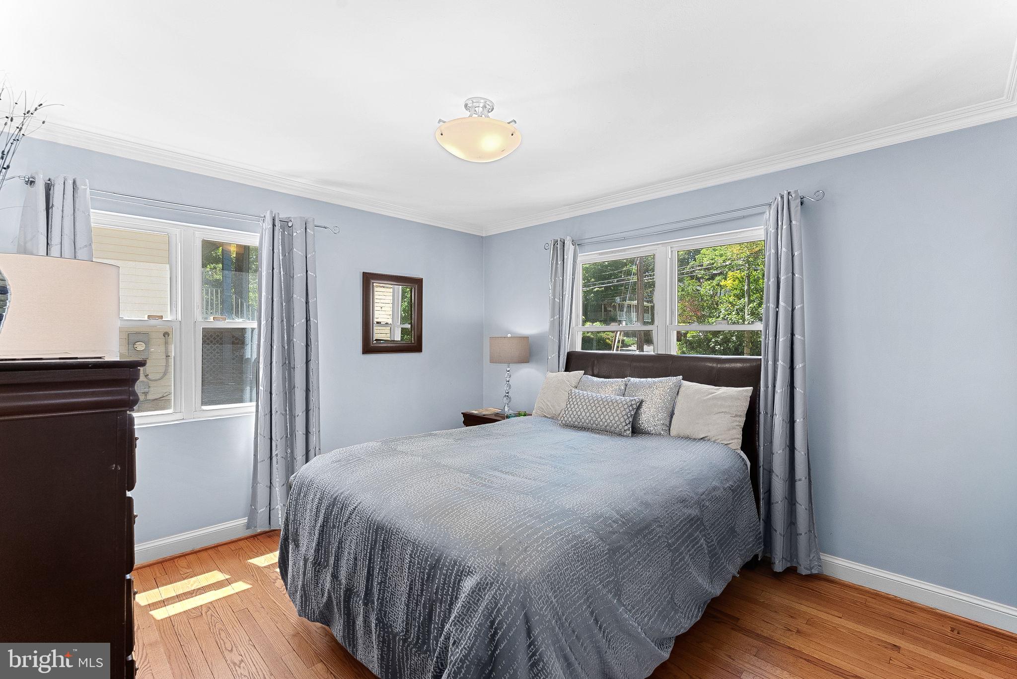 8909 2nd Avenue Silver Spring, MD 20910 - Photo 20 of 48 Main level bedroom 2