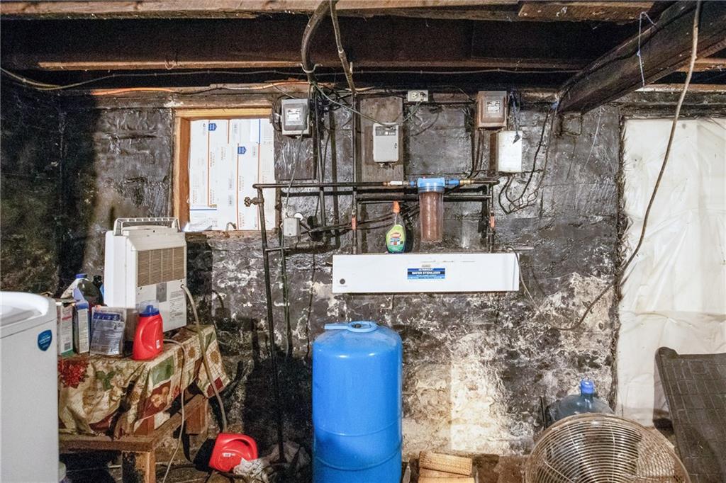 108 Foster Lane Markleton, PA 15551 - Photo 13 of 33 a view of entryway