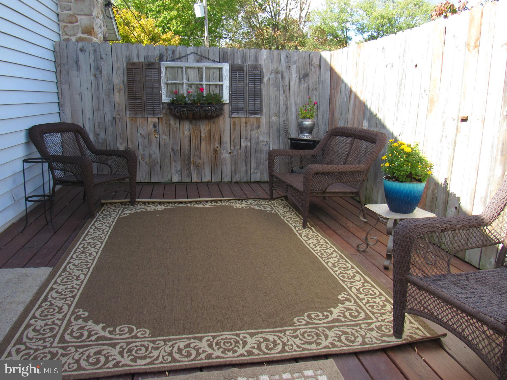 78 South Limerick Road Royersford, PA 19468 - Photo 9 of 59 17 x 12 raised wood priv deck