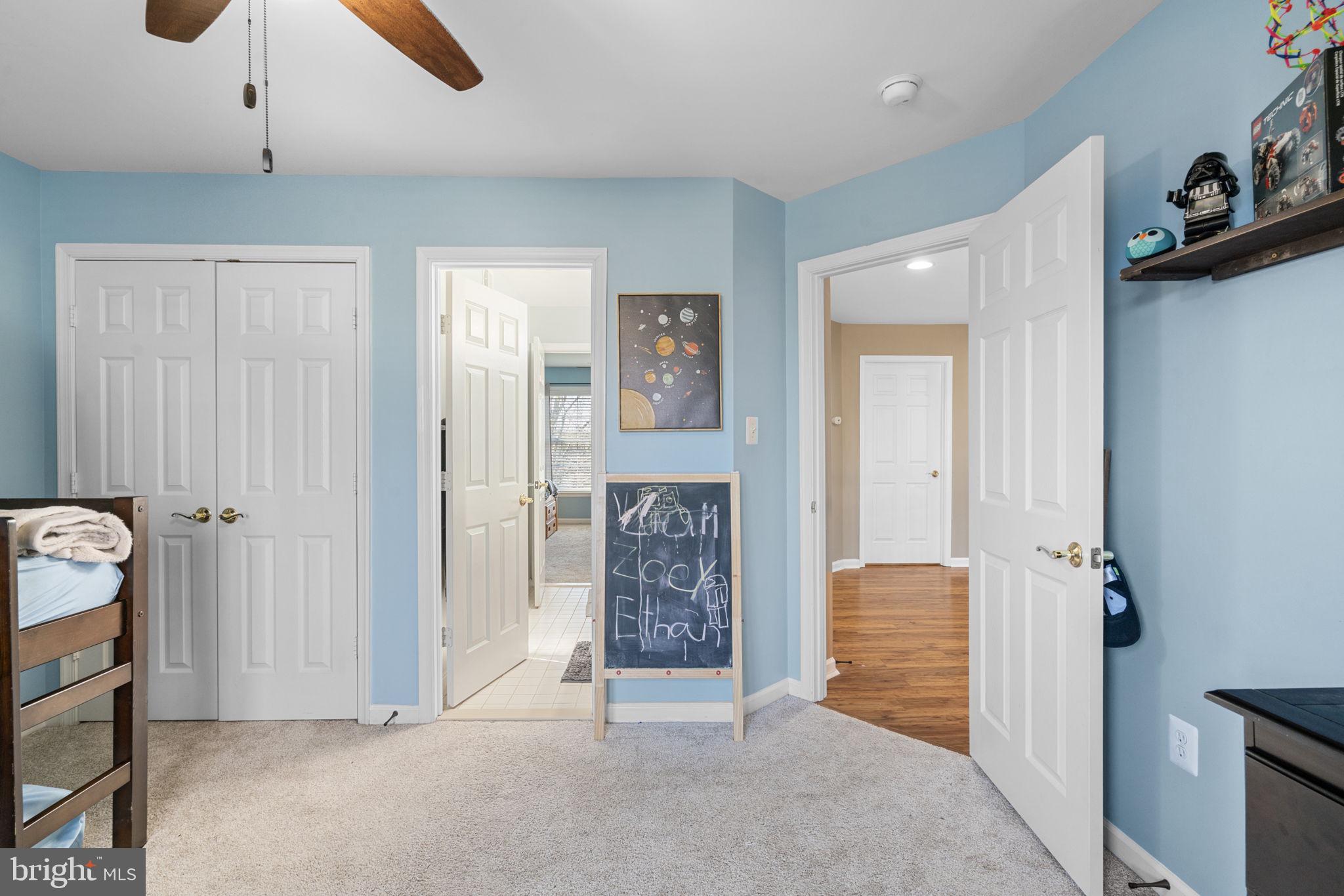 4016 Sapling Way Triangle, VA 22172 - Photo 33 of 56 en view interior of the house