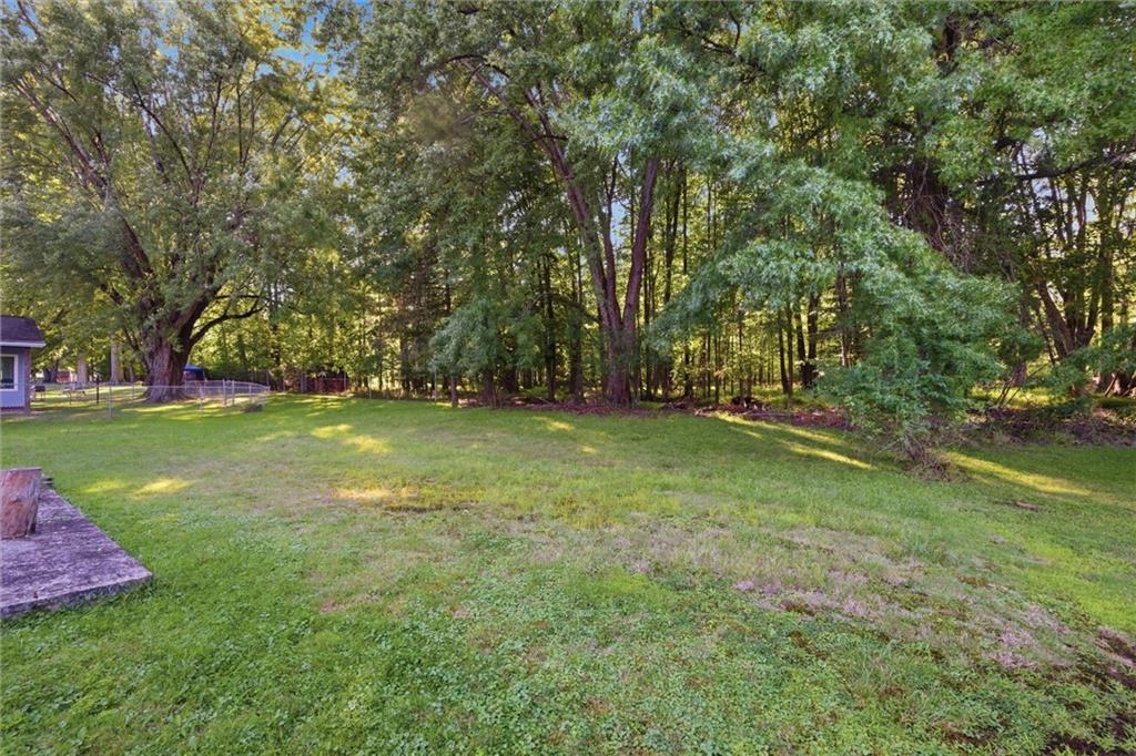 915 Clarksville Road Hermitage, PA 16148 - Photo 5 of 21 Gallery Image 5
